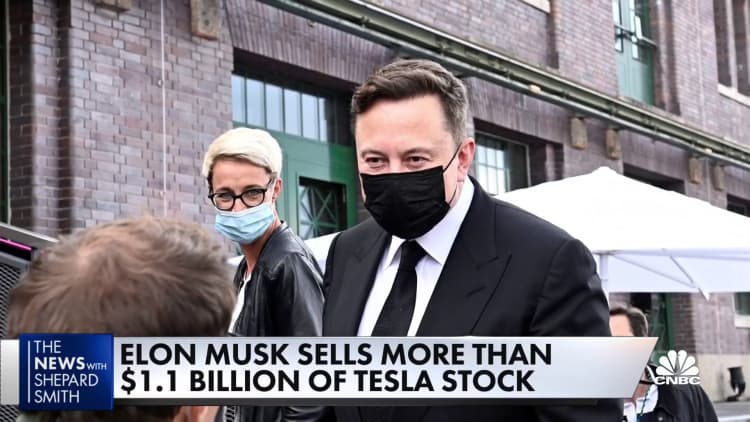 Elon Musk sells more than $1.1 billion in Tesla stock