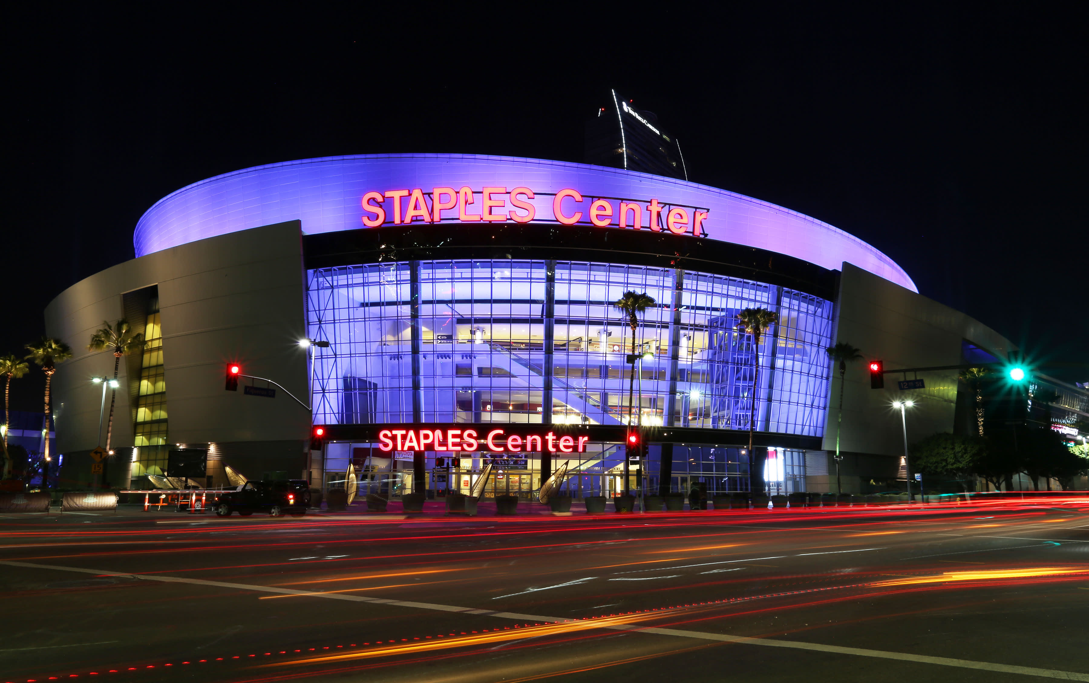 Crypto.com buys naming rights to Lakers' Staples Center in a $700