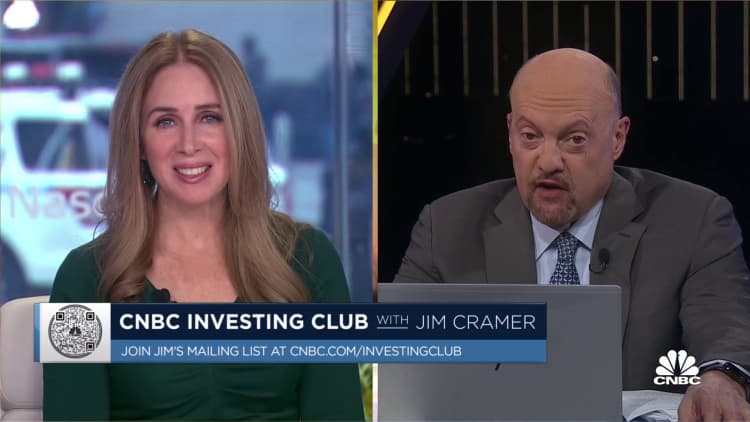 Why Jim Cramer thinks Target is a better buy than Walmart