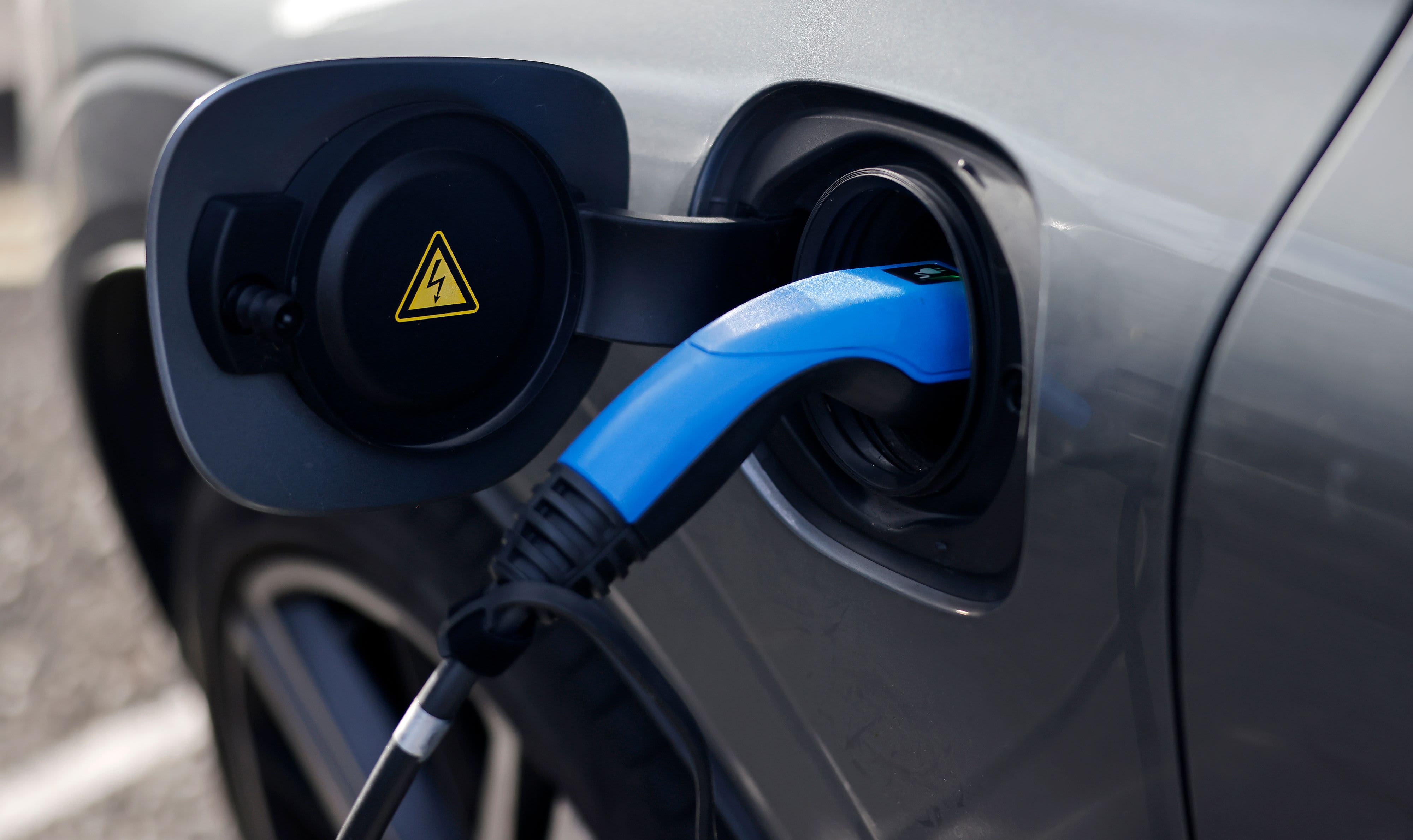 New homes in England must have electric vehicle charging points