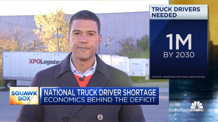 What's behind the historic national truck driver shortage?