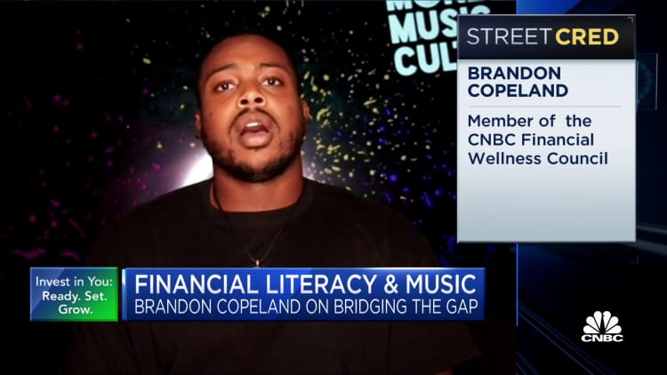 Falcons’ Brandon Copeland on building financial literacy with music