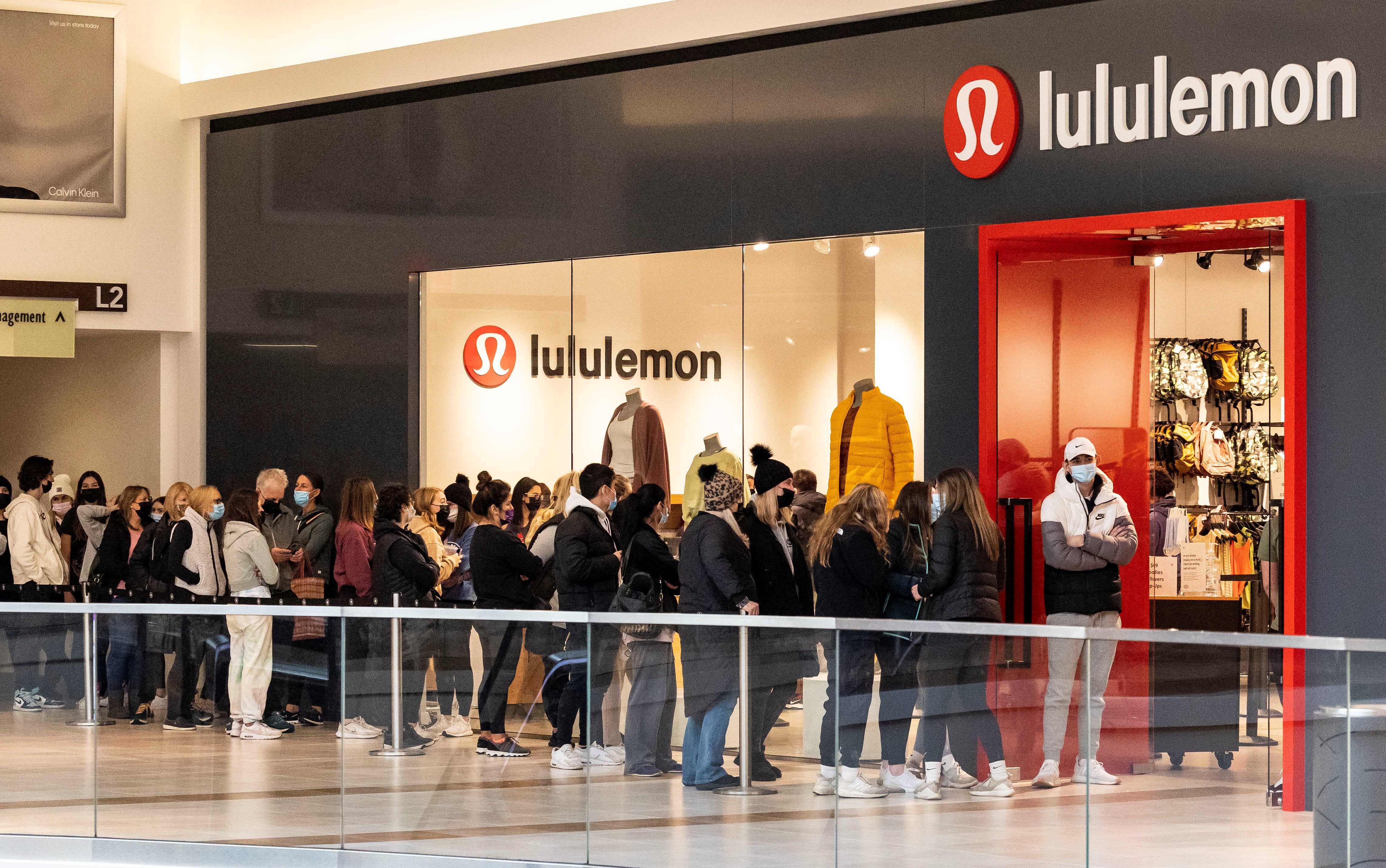 Lululemon earnings top estimates but shares fall after retailer cuts forecast for Mirror sales – CNBC