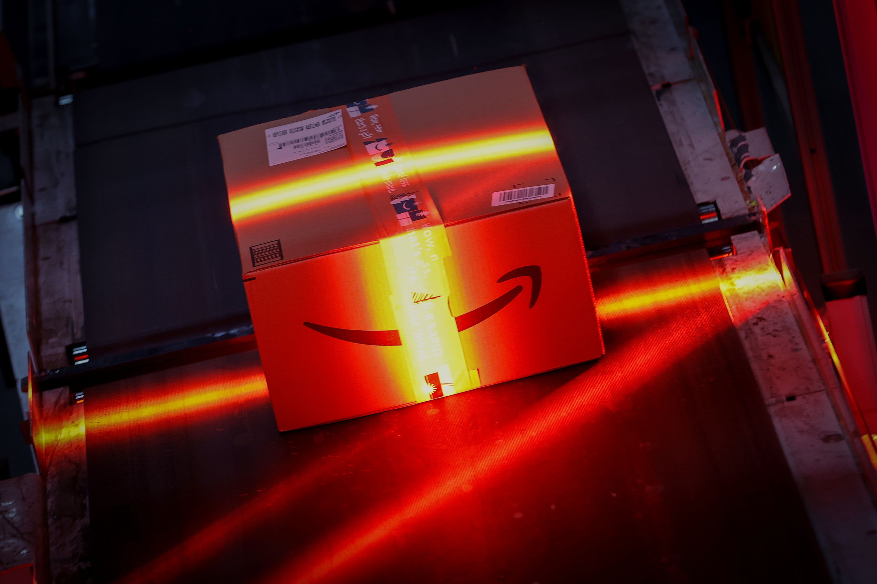 Amazon acquires e-commerce program begin-up Veeqo