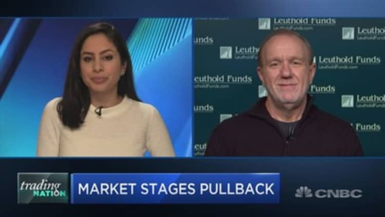A 10% to 15% pullback will strike stocks next year, long-time bull Jim Paulsen predicts