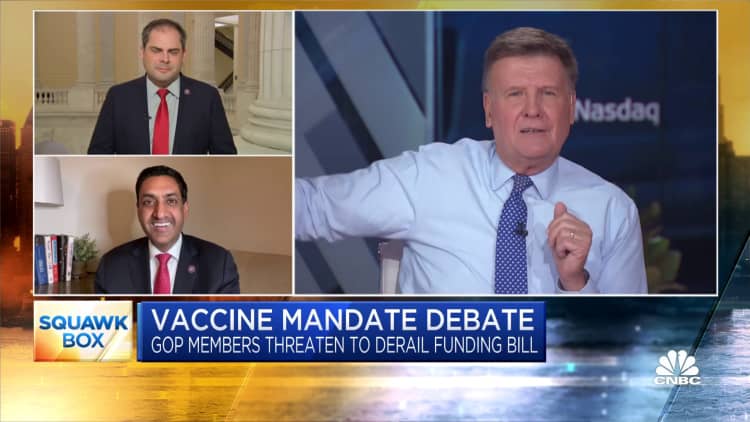 Two lawmakers debate President Biden's Covid vaccine mandate