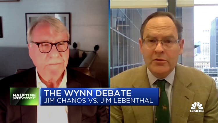 Jim Chanos and Jim Lebenthal debate whether Wynn is a buy or sell