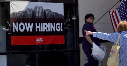 Weekly jobless claims total 184,000, just above expectations in tight labor market