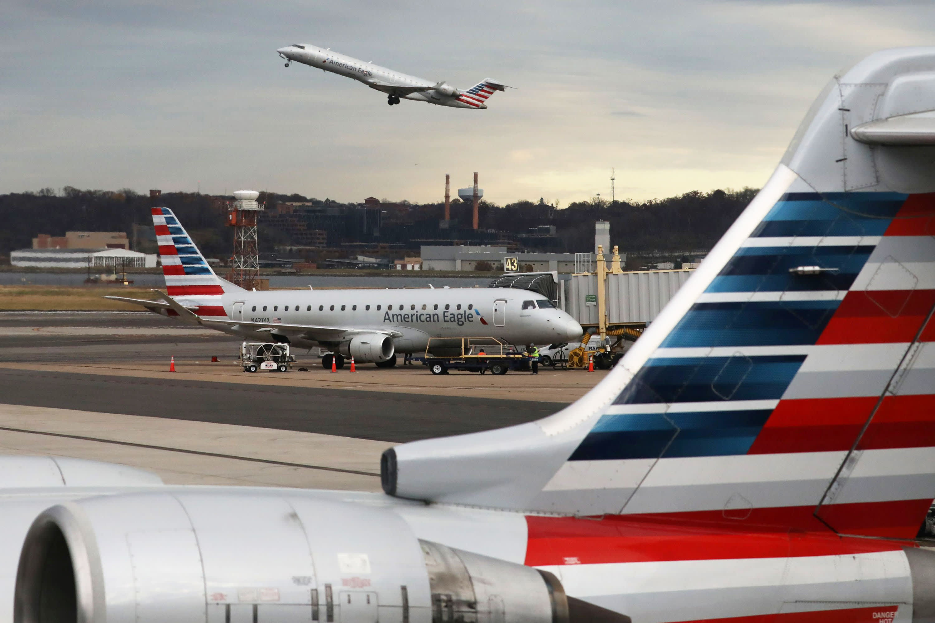 American Airlines, Kohl’s, Lucid Group e mais