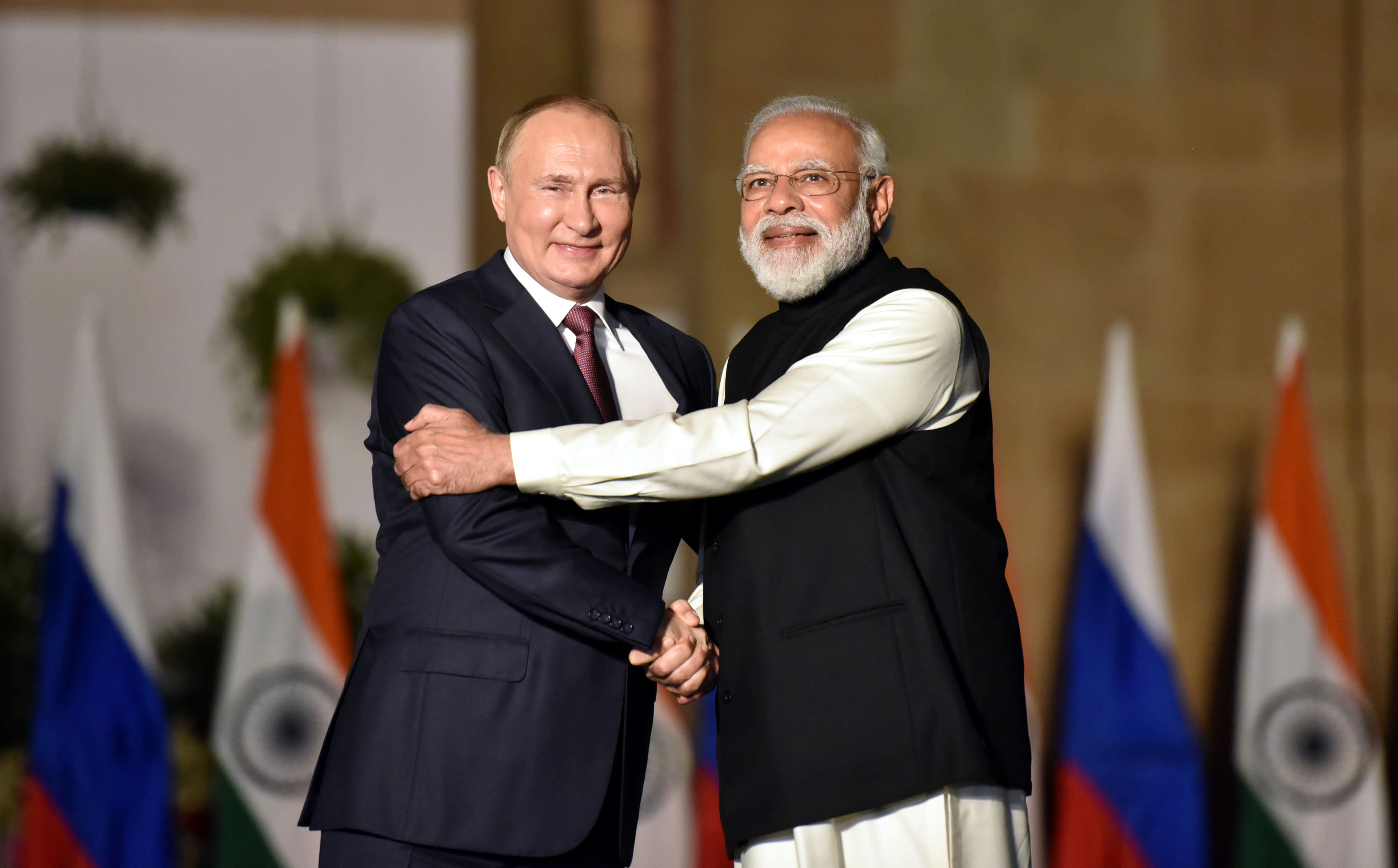 India and Russia broaden defense ties despite potential risk of U.S. sanctions