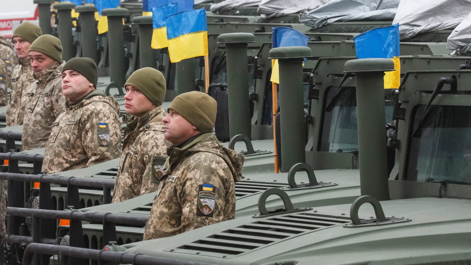 Ukrainian servicemen attend a rehearsal of an official ceremony to hand over tanks, armoured personnel carriers and military vehicles to the Ukrainian Armed Forces as the country celebrates Army Day in Kyiv, Ukraine December 6, 2021.