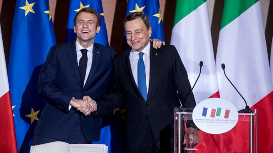 French President Emmanuel Macron and Italy's Prime Minister Mario Draghi.