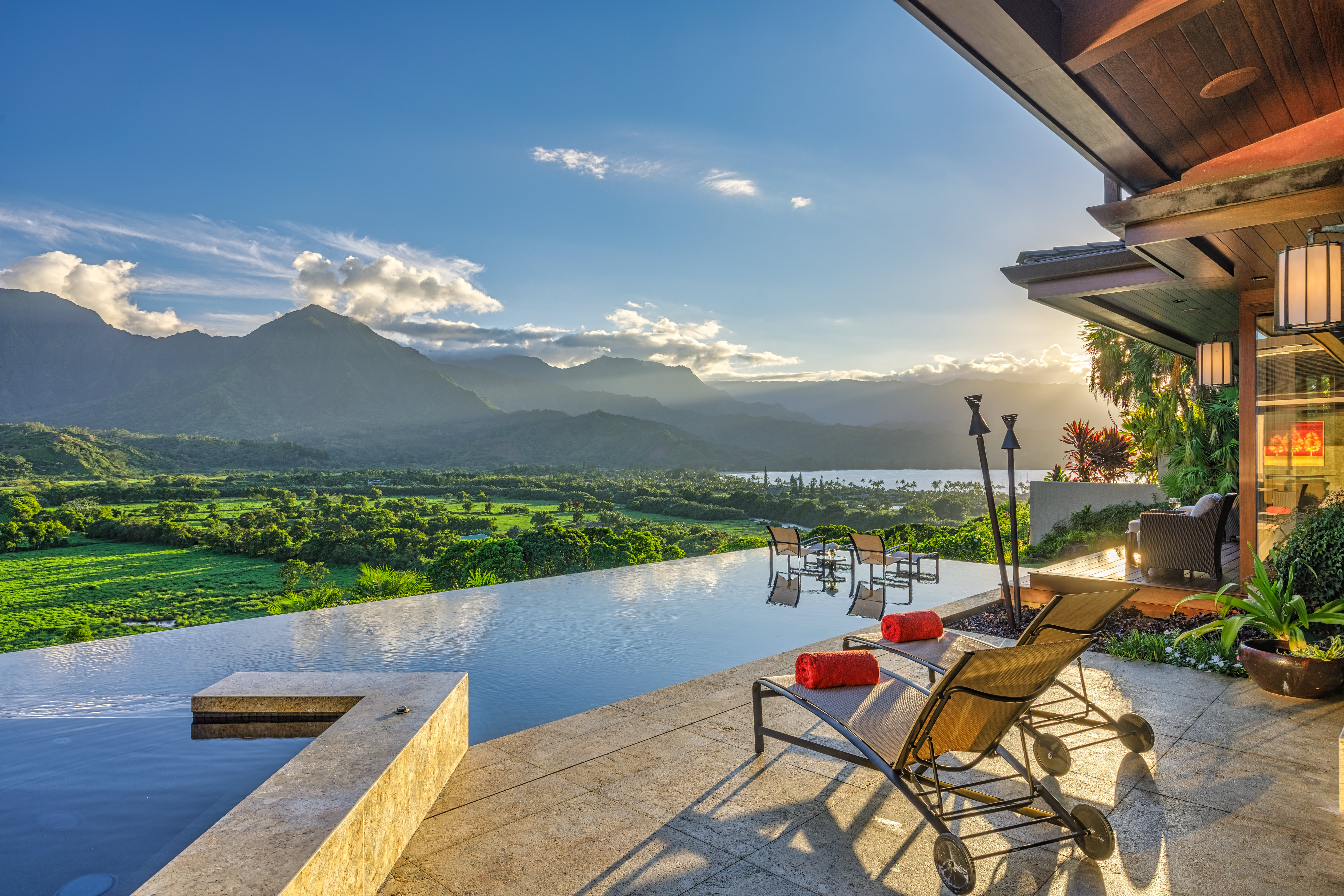 Hawaii’s ultra-luxe real estate is smashing records. Here’s what’s selling