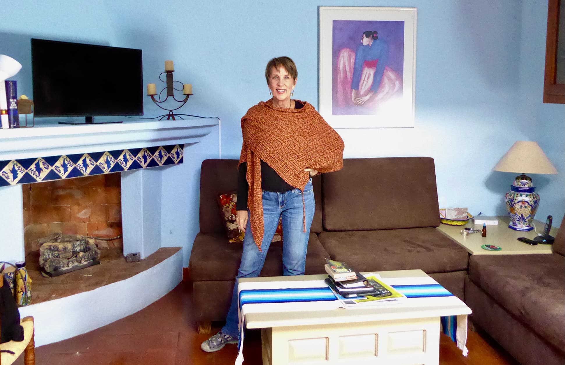 This 68-year-old retiree lives on 0 per month in Mexico. Take a look inside her 0,000 home