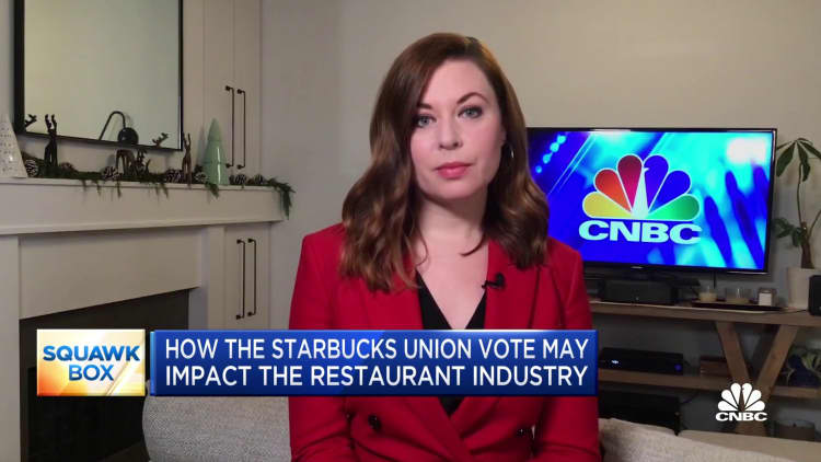 How the Starbucks union vote may impact the restaurant industry