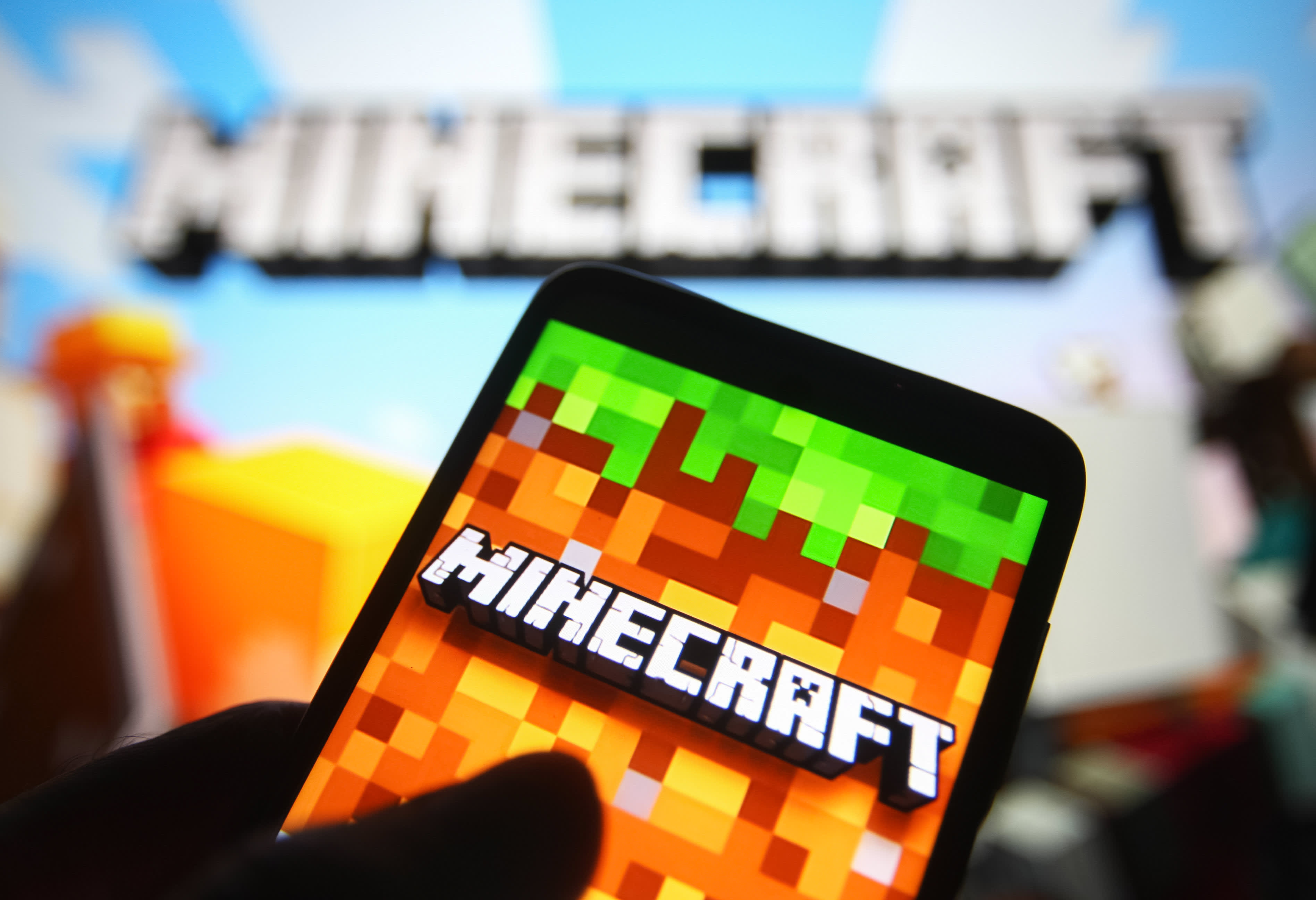 Minecraft: 'The internet's on fire' as techs race to fix software flaw