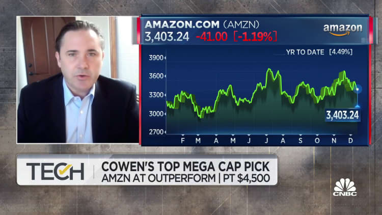 Amazon's e-commerce business and rising margins will move shares higher in 2022, Cowen analyst