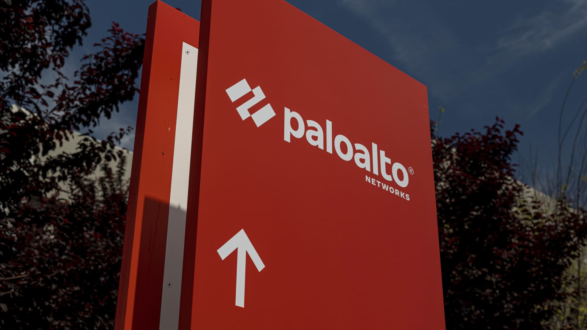 Palo Alto Networks tumbles on earnings once again. It’s another chance to buy the cyber stock