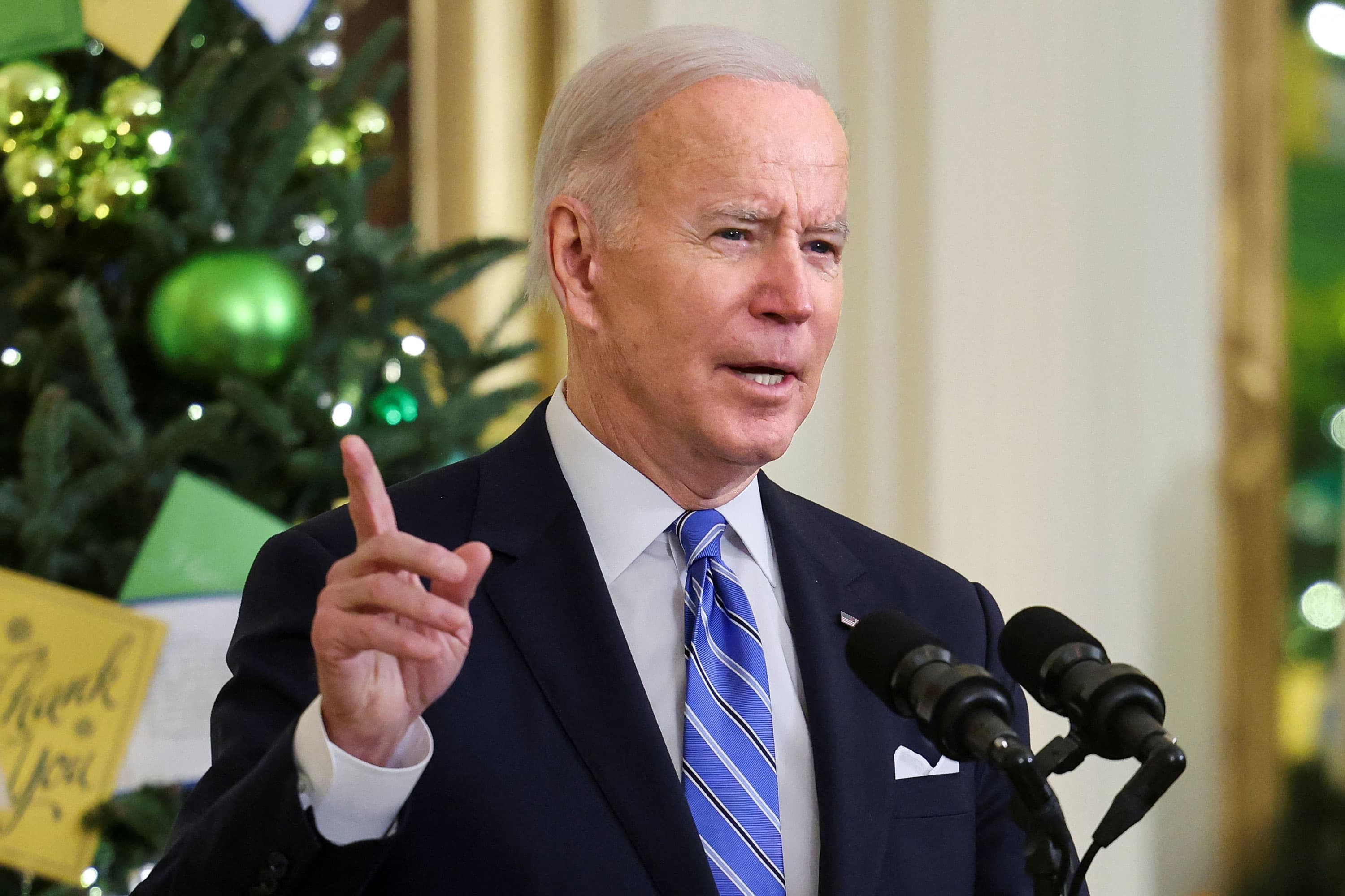 Biden to deliver Tuesday speech on omicron variant as Covid cases rise