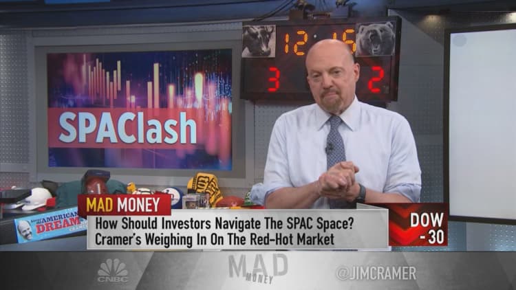 Retail investors should stay clear of SPAC market entirely, says Jim Cramer