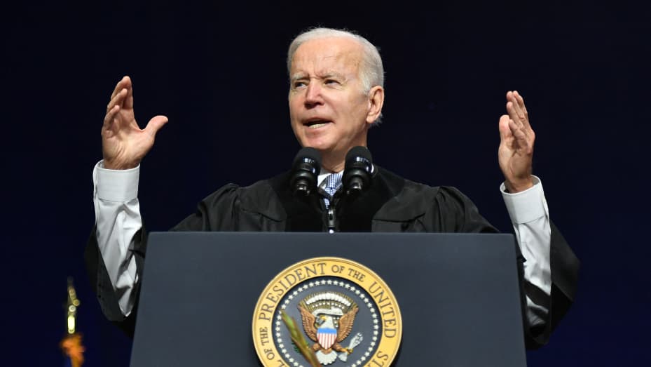 Biden administration considers extending payment pause for student loan borrowers