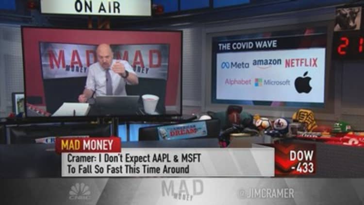 Jim Cramer says buy FAANG plus Microsoft amid omicron-related market weakness
