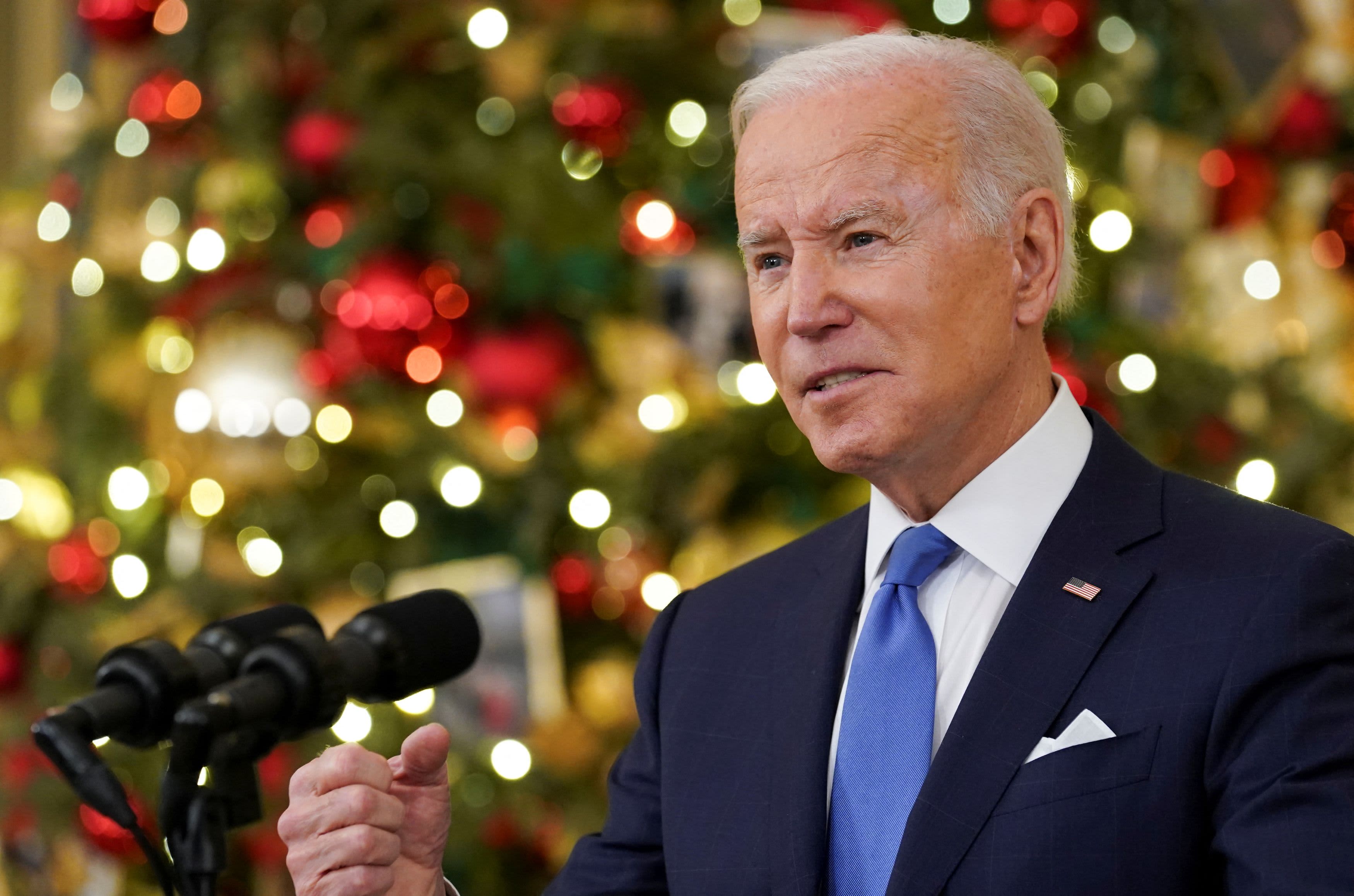 Biden says fully vaccinated people can still safely celebrate the holidays as om..
