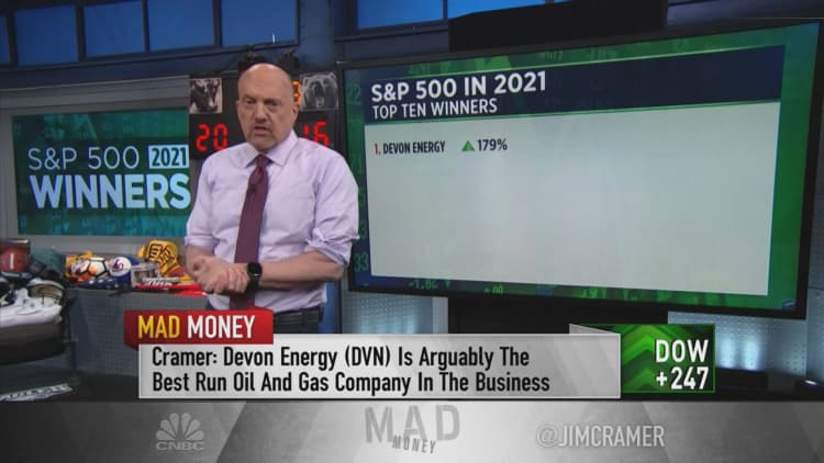 Jim Cramer breaks down the S&P 500's 10 biggest winners in 2021