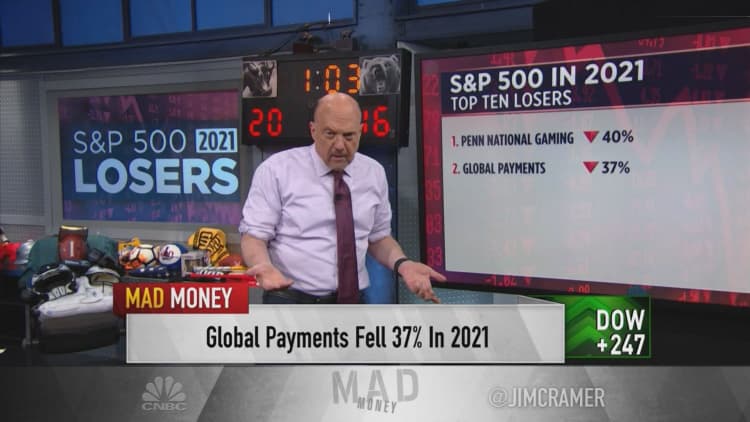 Jim Cramer expects Penn National shares to continue struggling this year after poor 2021