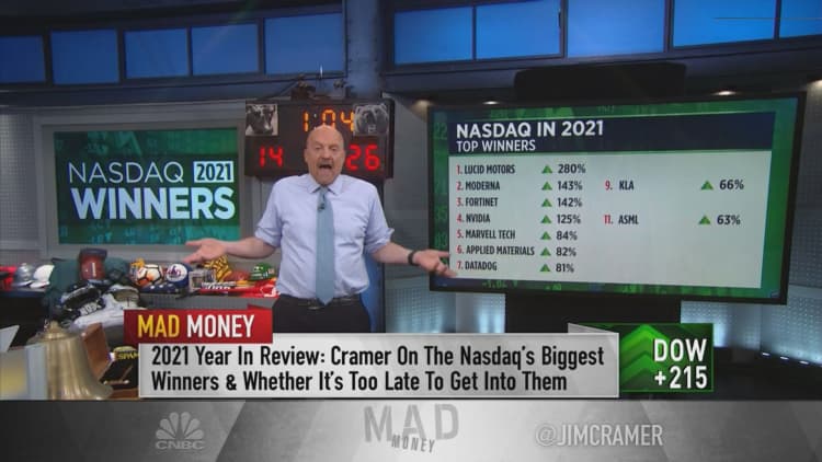 Jim Cramer offers his 2022 outlook for the best-performing Nasdaq 100 stocks in 2021