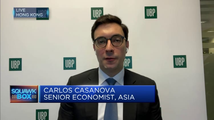 Economist discusses three main risks that Asian markets face in 2022
