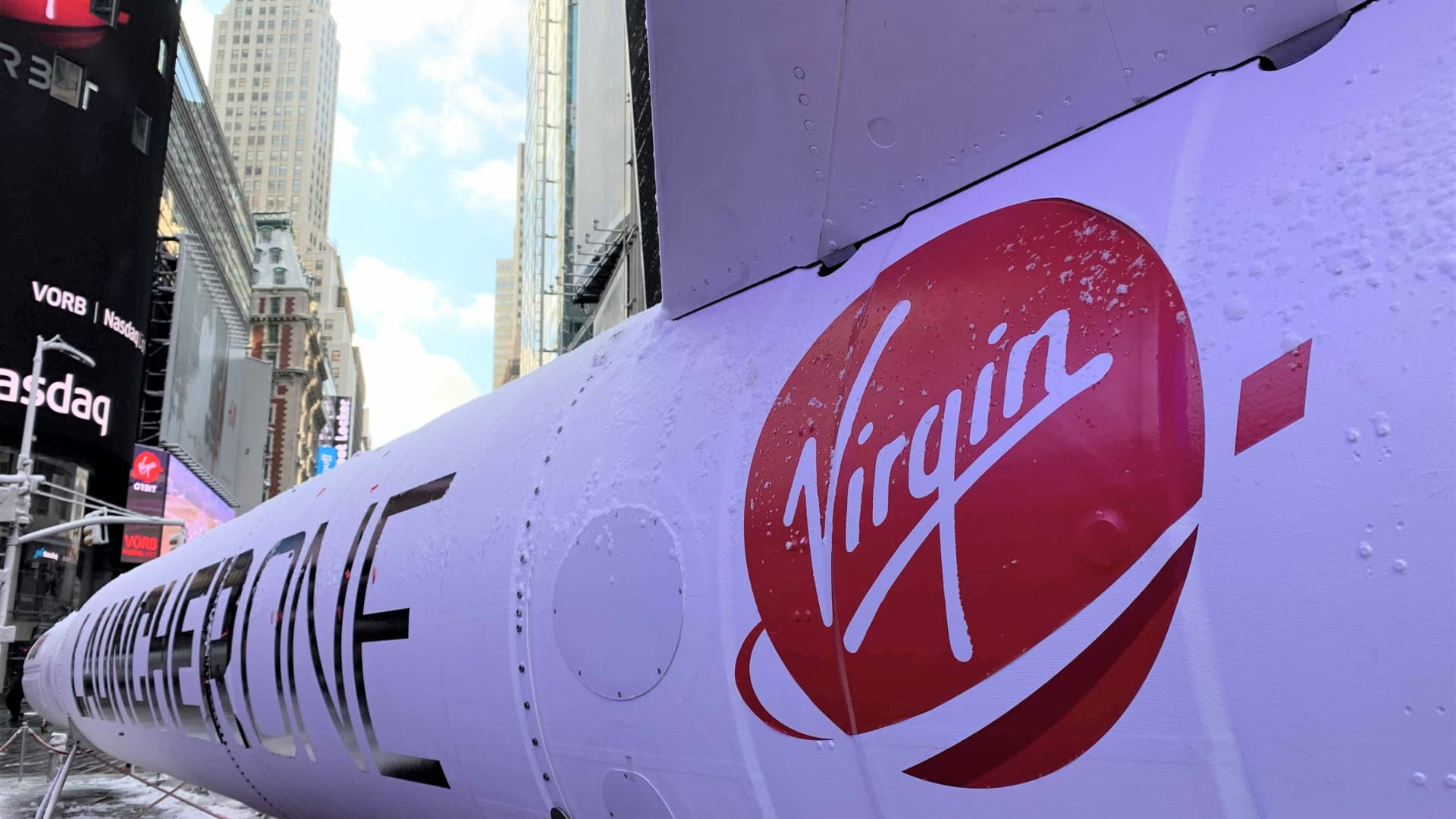 Virgin Orbit scrambles to avoid bankruptcy as deal talks continue