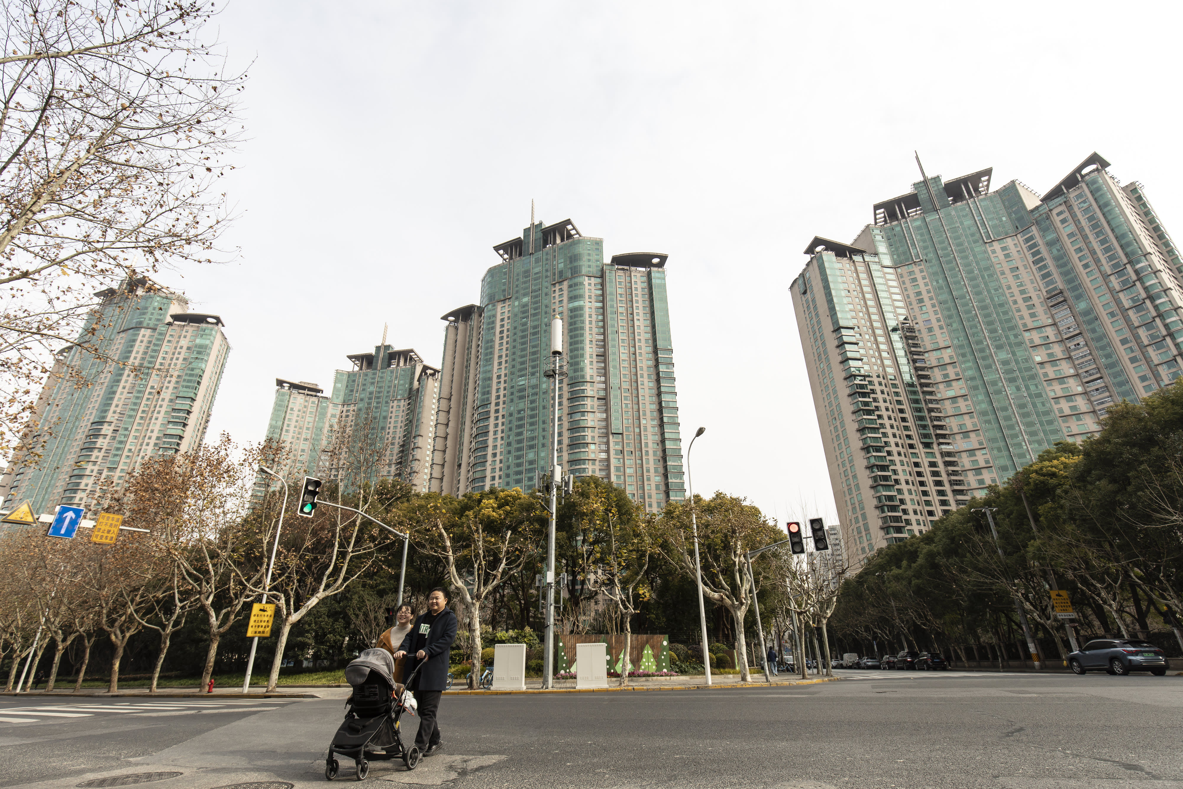 Shimao jumps on report it’s selling all of its real estate projects
