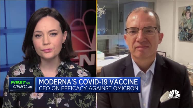 Moderna CEO Bancel: Future Covid vaccine booster will likely target omicron variant