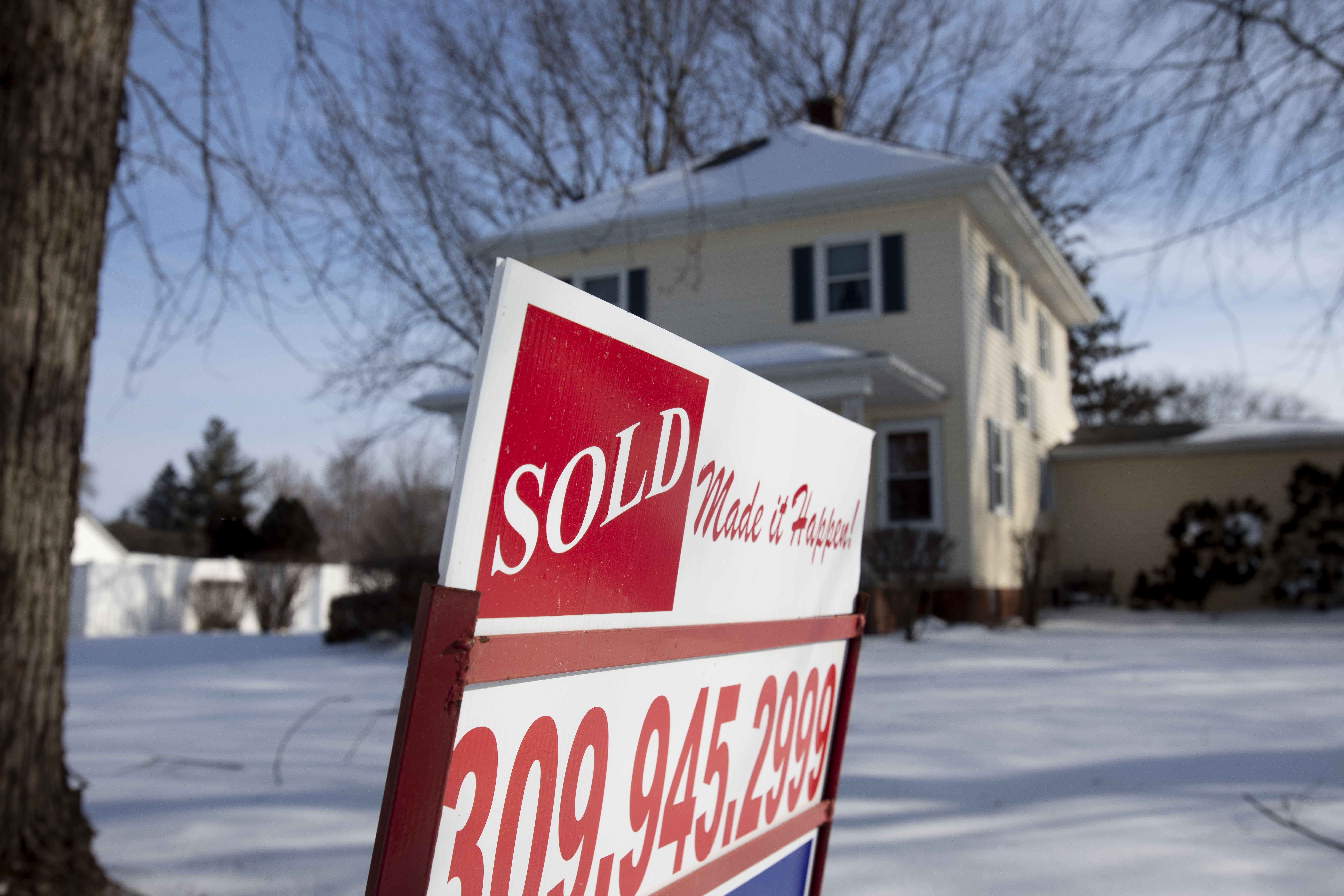 December home sales drop 4.6%, as supply hits record low