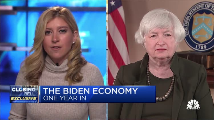 I expect inflation to remain above 2%, but to diminish over the course of the year, says Treasury Sec. Yellen
