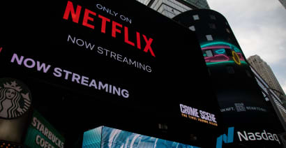 Netflix is going after password sharing. Here's how it's likely to work