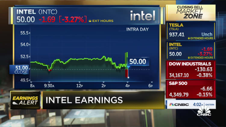 Intel beats on the top and bottom, but gives disappointing guidance