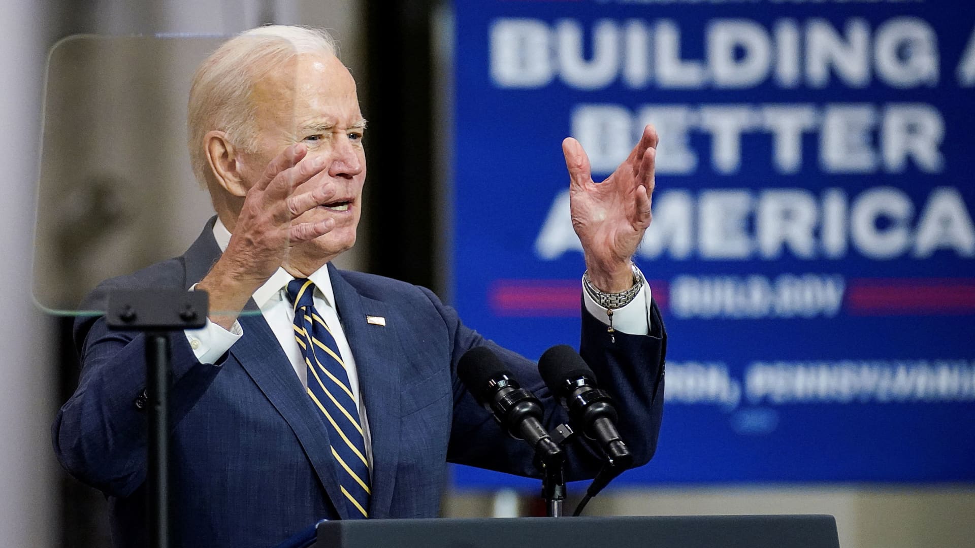 Biden announces $1.3 billion to build new power lines, upgrade aging electric grid - CNBC