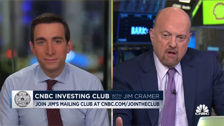 Jim Cramer says don't bet against Jay Powell, he knows more than we do
