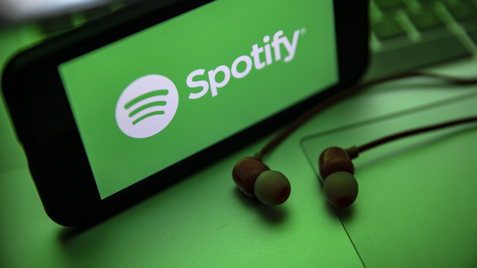 Spotify buying Heardle, the Wordle-inspired music game