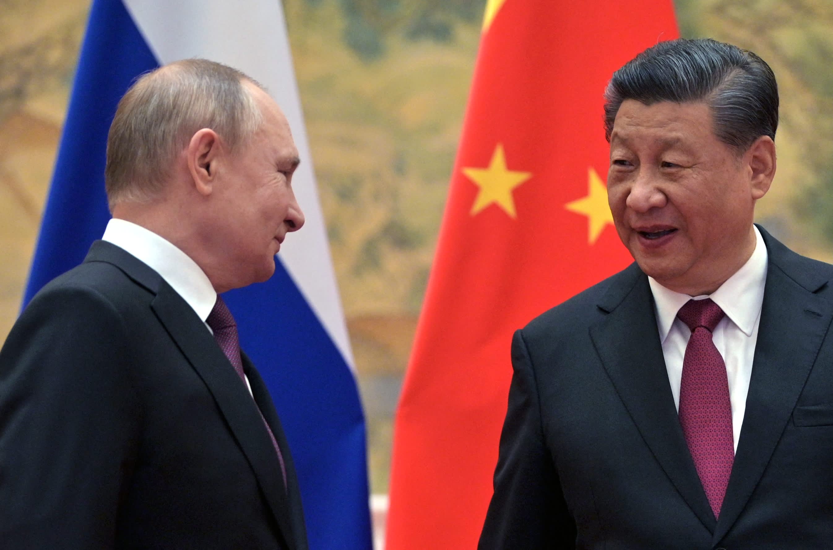 جامعة كولومبيا في الصين تساعد روسيا في تأثير العقوبات
