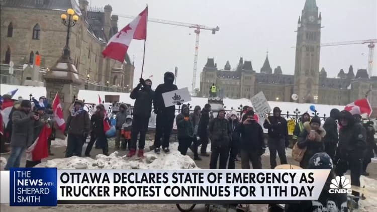 Ottawa prepares to crack down on trucker protest