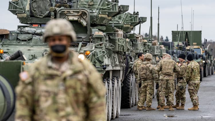 U.S. deploys 2nd Cavalry Regiment troops from Germany to Romania as Ukraine tensions build