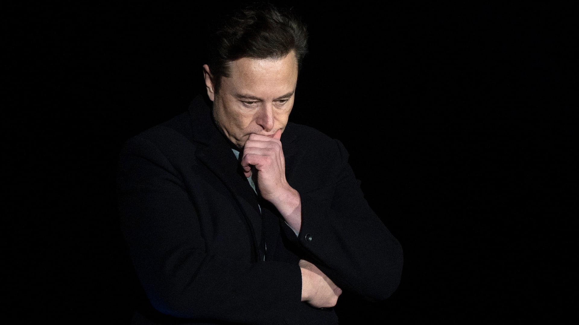 Elon Musk had a bad week at Tesla, SpaceX and Twitter