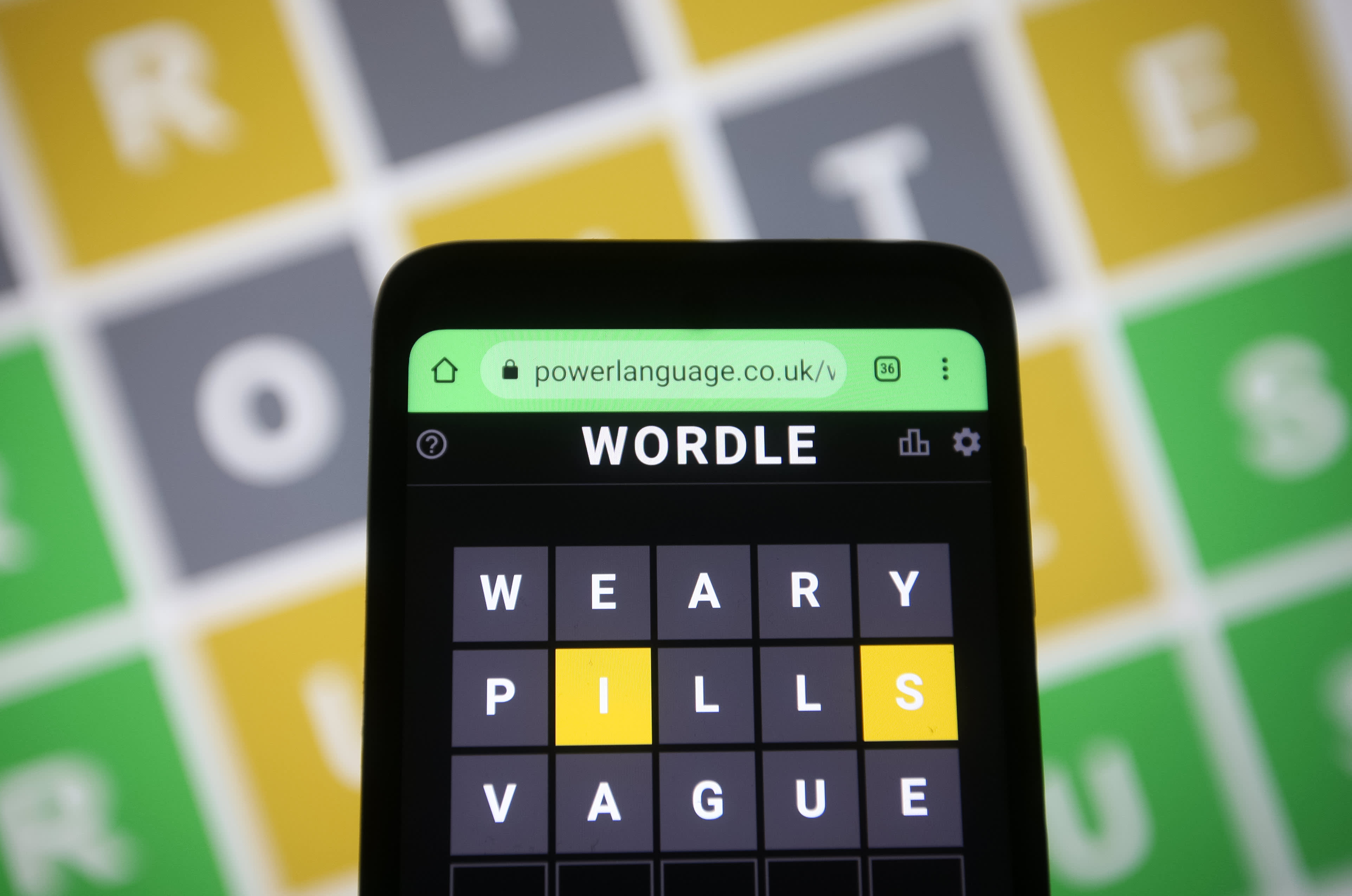 What Is Wordle & How to Play (And 5 Other Games Like Wordle