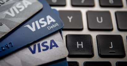 Visa bets that shoppers still want to spend crypto despite bear market 