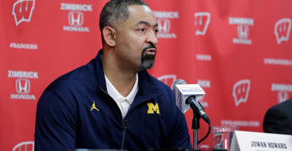 Michigan basketball coach suspended, fined after hitting Wisconsin assistant