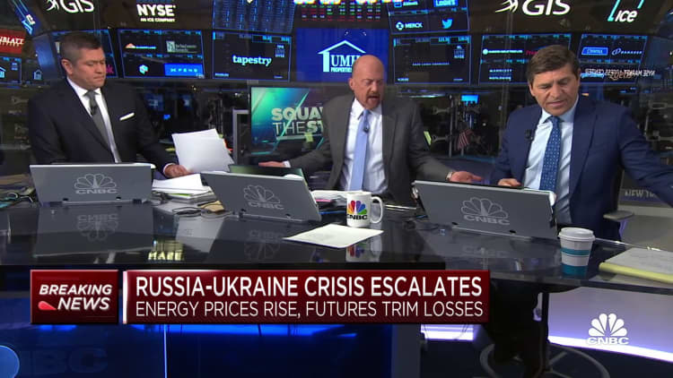 I'm tired of the conflicting messages from Russia, says Jim Cramer