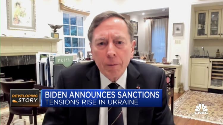 Putin wants to undo what has happened since end of Cold War: Fmr. CIA Director Petraeus